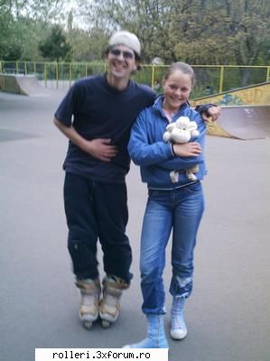 Loc de pus poze... - UFO SI kOLEGA :d - SKATE PARK IOR